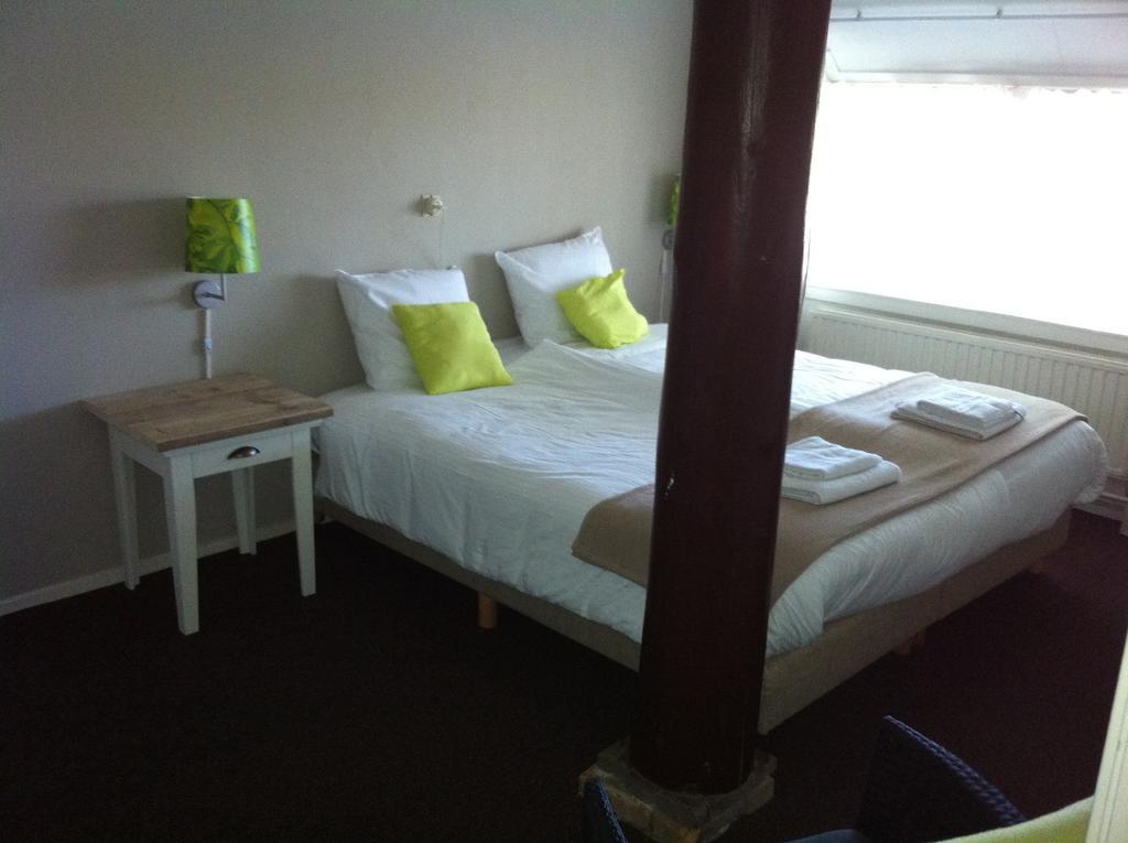 B&B Logement Grenzeloos Doldersum Kamer foto
