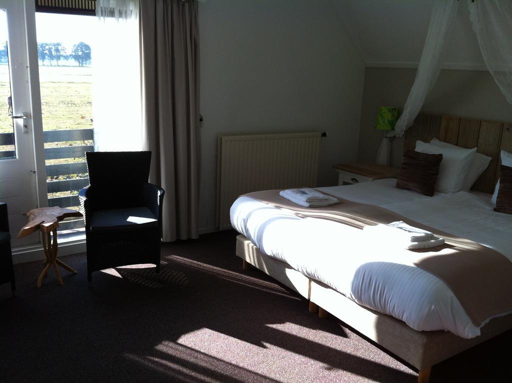 B&B Logement Grenzeloos Doldersum Kamer foto