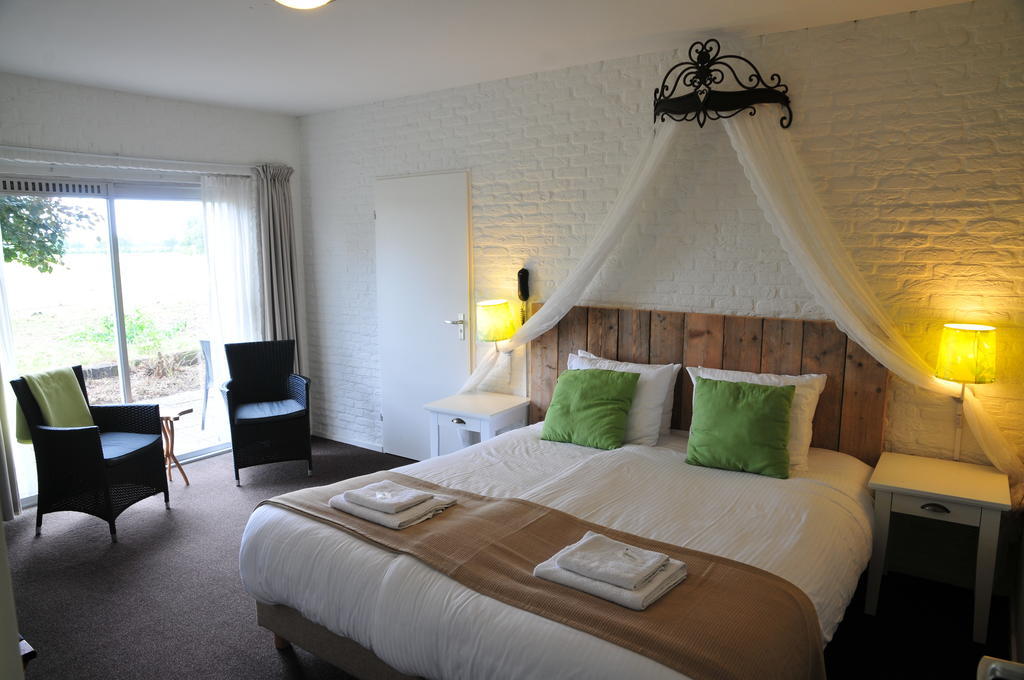 B&B Logement Grenzeloos Doldersum Kamer foto